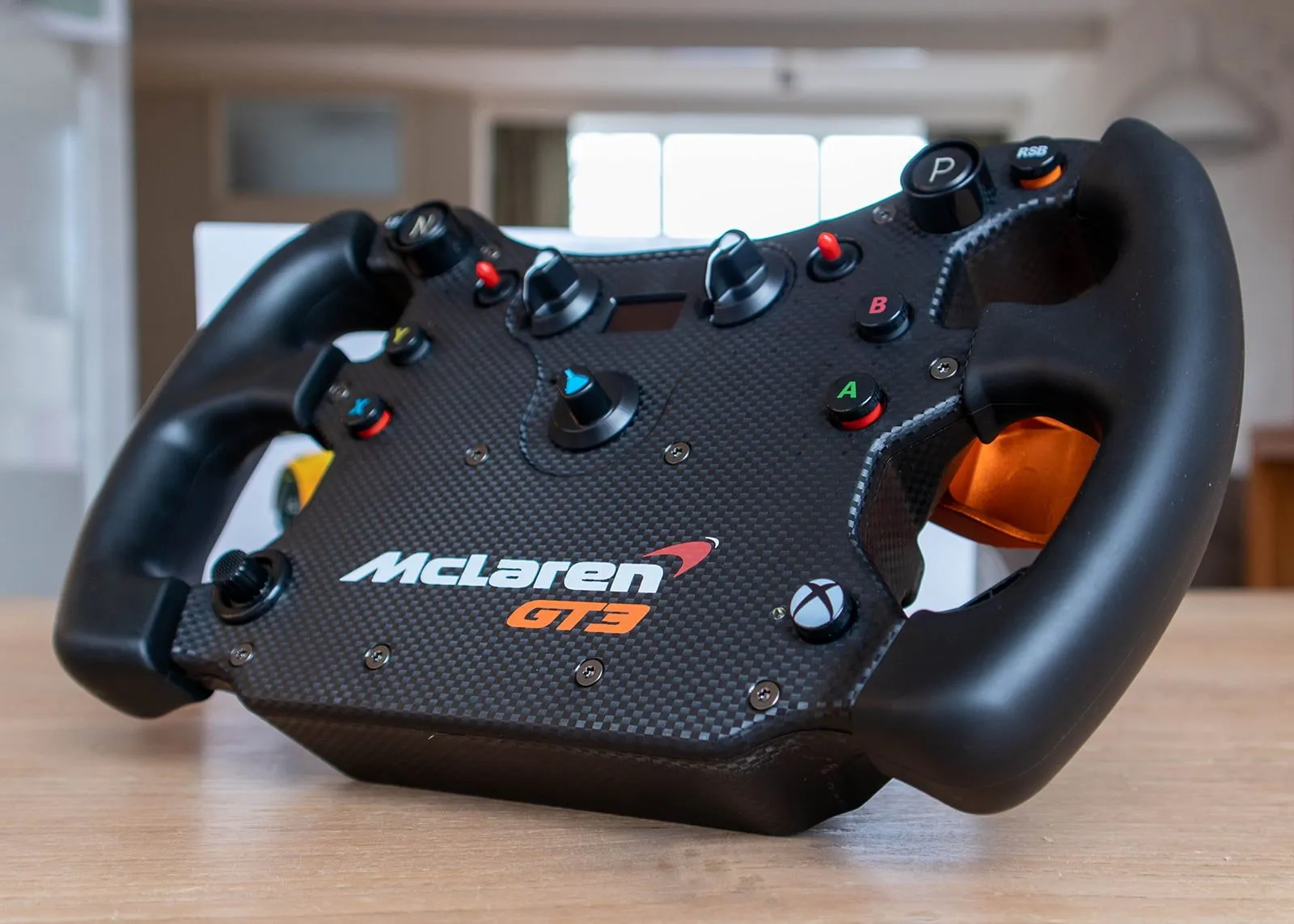 Najam kompleta UVI Racing Simulator EXTREME s opcijom motion simulacije