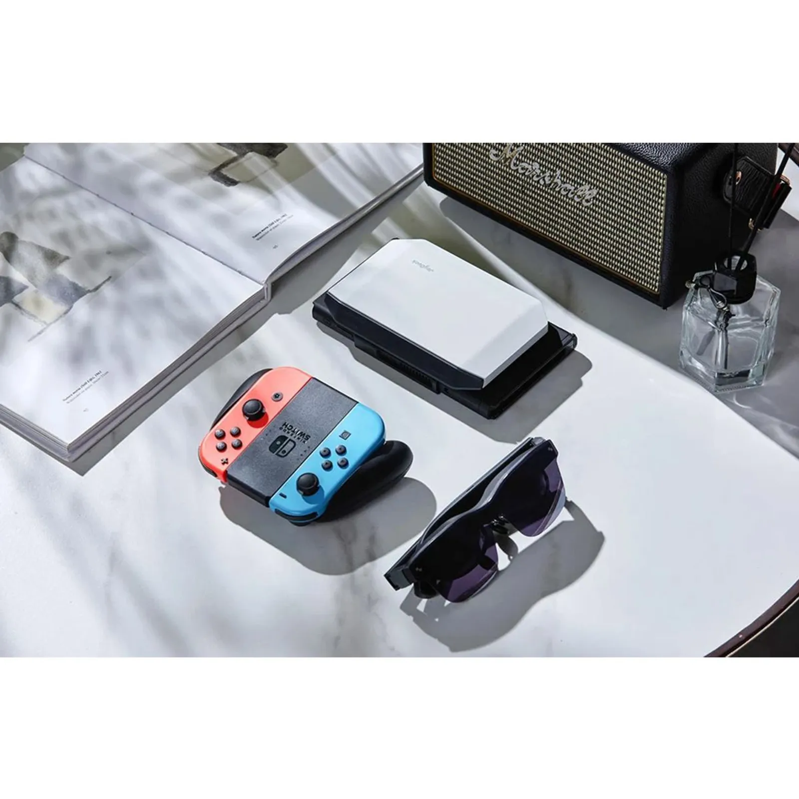 RayNeo JoyDock priklopna postaja