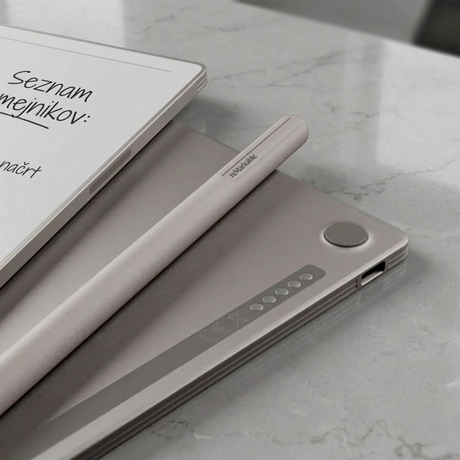 Paper tablet reMarkable Paper Pro + Marker