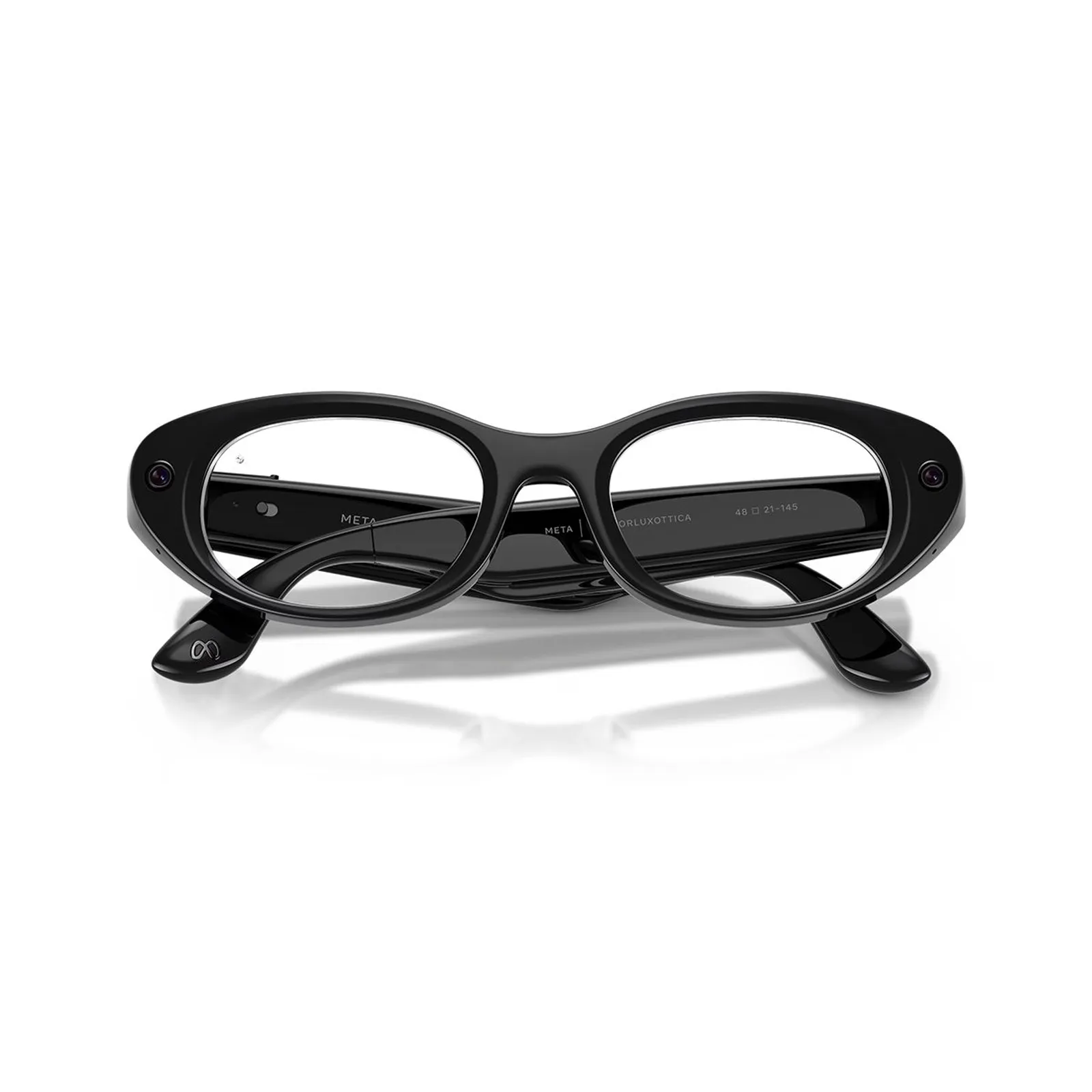 Meta Starfire (Kylie Edition) - Transitions Grey Lenses, Classic Black XS 48-21 smart glasses
