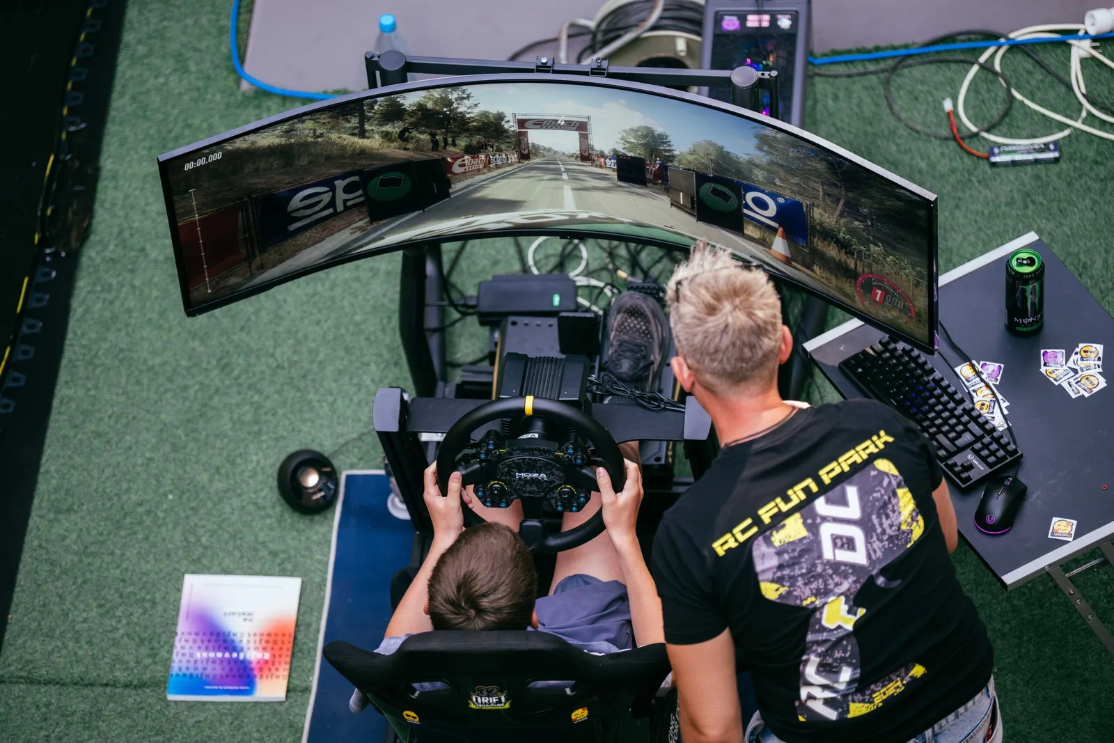 Najam kompleta UVI Racing Simulator EXTREME s opcijom motion simulacije